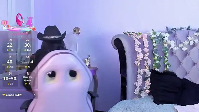 Seren Bleck online show from November 20, 2:34 am