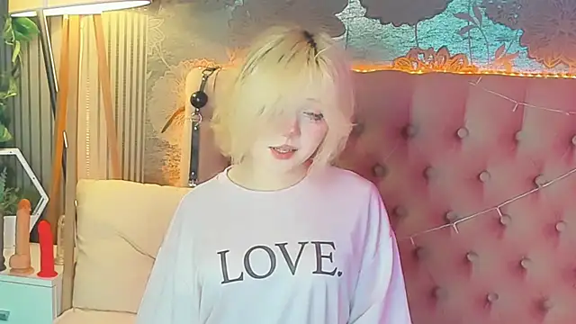 EmilyAngells online show from July 20, 8:50 am