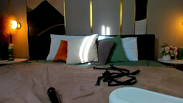  BunnyDollStella  online show from February 24, 4:38 am