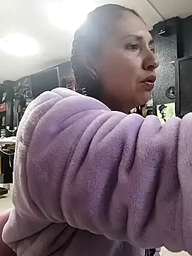 Megan-01- online show from March 14, 2:08 pm