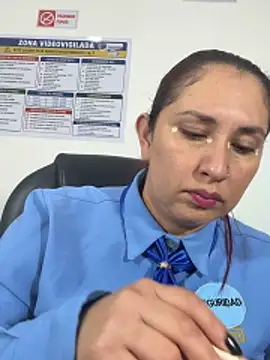 Snapshot of Megan-01- chatting on May 27, 12:02 pm Megan-01- online show from May 27, 12:02 pm