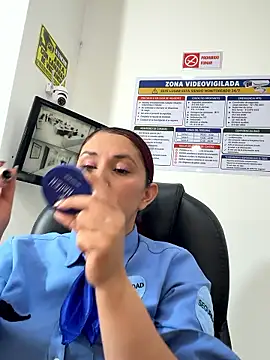 Snapshot of Megan-01- chatting on May 28, 11:51 am Megan-01- online show from May 28, 11:51 am