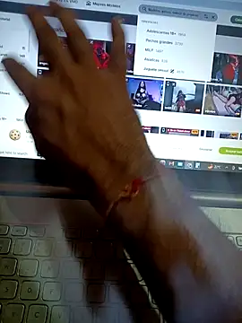 Snapshot of rahulkajuuu0909 chatting on October 15, 4:40 pm rahulkajuuu0909 online show from October 15, 4:40 pm