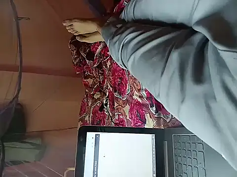 Snapshot of rahulkajuuu0909 chatting on October 17, 2:15 am rahulkajuuu0909 online show from October 17, 2:15 am