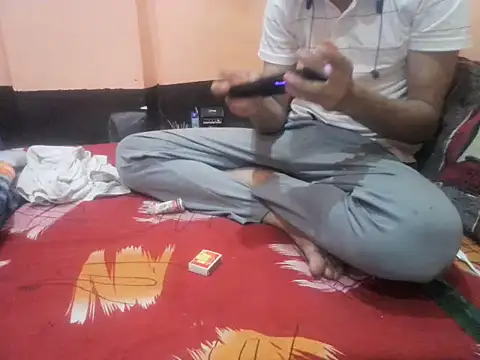 Snapshot of rahulkajuuu0909 chatting on November 11, 5:13 pm rahulkajuuu0909 online show from November 11, 5:13 pm