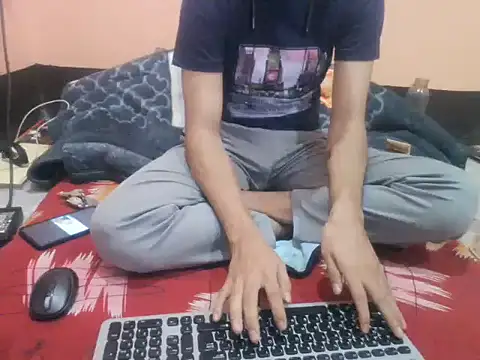 Snapshot of rahulkajuuu0909 chatting on November 18, 6:01 pm rahulkajuuu0909 online show from November 18, 6:01 pm