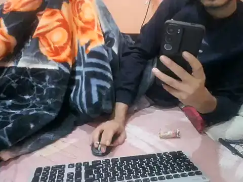 Snapshot of rahulkajuuu0909 chatting on November 19, 8:09 pm rahulkajuuu0909 online show from November 19, 8:09 pm