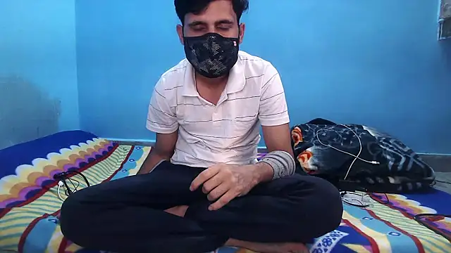 Snapshot of rahulkajuuu0909 chatting on December 5, 5:42 pm rahulkajuuu0909 online show from December 5, 5:42 pm