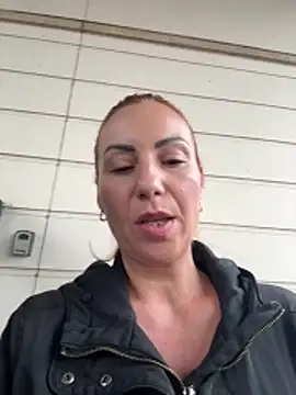 YNA ELLA online show from November 12, 11:10 am