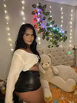 Annievergara online show from September 9, 12:32 am