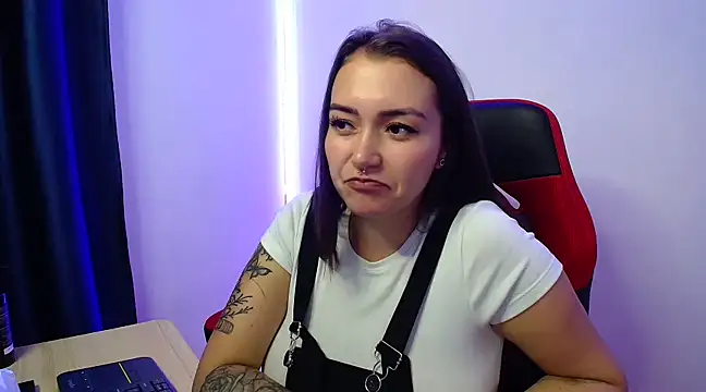 Luna kitty online show from February 25, 7:36 pm