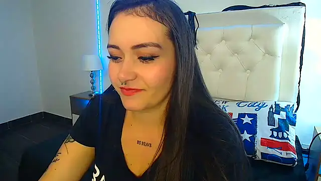 Luna kitty online show from March 22, 3:41 am