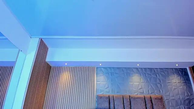 Ivaannaa  online show from February 18, 11:39 am