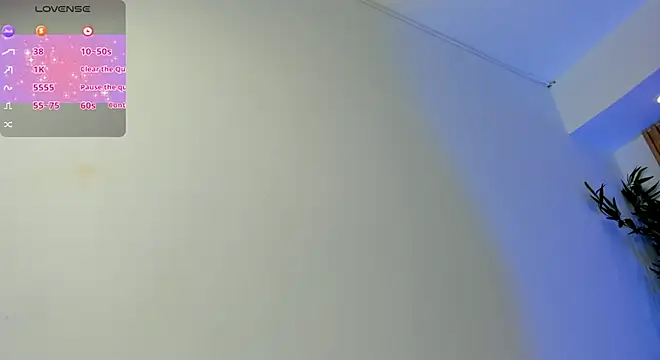 Snapshot of Ivaannaa_ chatting on May 14, 11:17 am Ivaannaa online show from May 14, 11:17 am