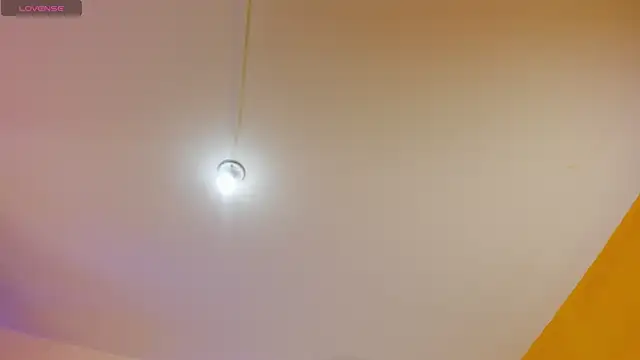 Snapshot of Ivaannaa_ chatting on August 3, 1:05 pm Ivaannaa online show from August 3, 1:05 pm