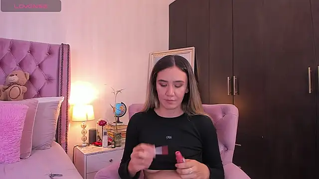 natashaleightt online show from March 14, 10:38 pm