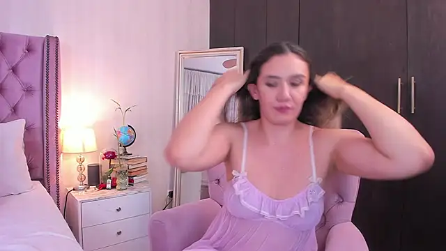 natashaleightt online show from March 20, 4:18 am