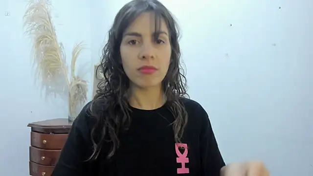 jessyegoldenn online show from January 16, 6:34 pm