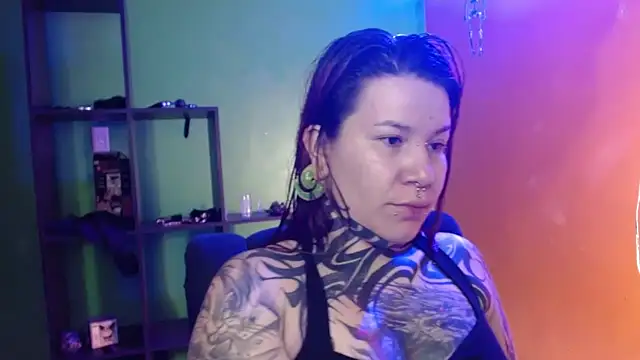 Pandora 9666 online show from June 12, 7:24 pm