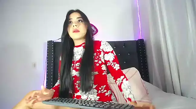 Snapshot of AprilHotty chatting on March 16, 10:31 pm AprilHotty online show from March 16, 10:31 pm