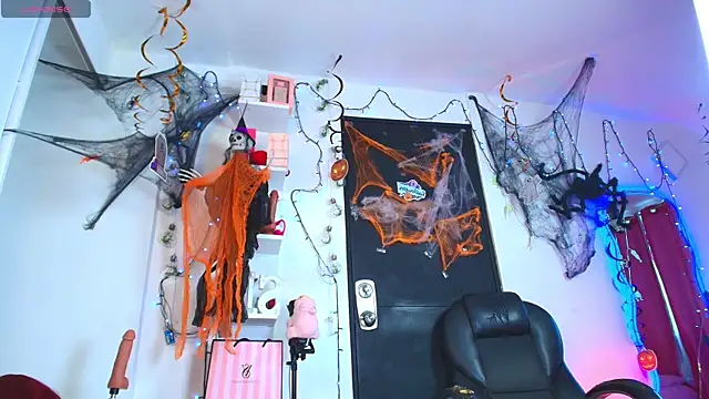 samantha pagniini online show from October 15, 8:20 pm