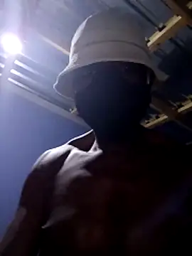 Snapshot of TheBlackT chatting on April 9, 7:19 pm TheBlackT online show from April 9, 7:19 pm