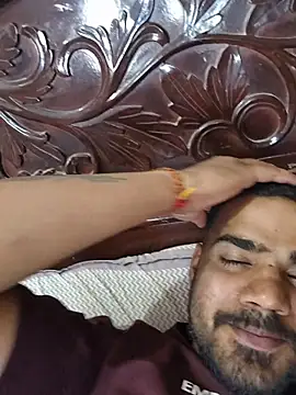 Snapshot of Yourguys21 chatting on April 4, 4:44 am Yourguys21 online show from April 4, 4:44 am