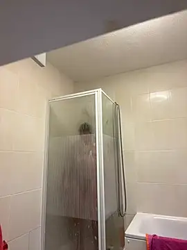 Snapshot of rickalishas8819 chatting on February 22, 9:01 am rickalishas8819 online show from February 22, 9:01 am