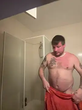 Snapshot of rickalishas8819 chatting on February 24, 5:42 pm rickalishas8819 online show from February 24, 5:42 pm