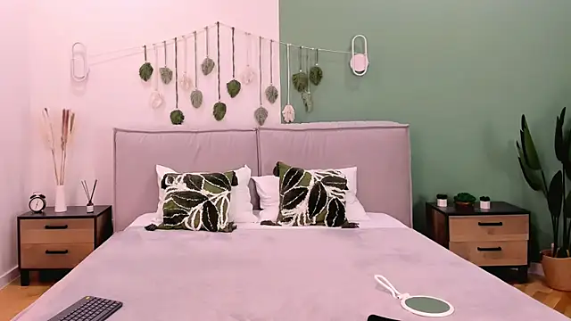 Amber Rogers online show from March 17, 2:23 pm