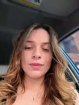 Snapshot of gynna_kimera chatting on February 19, 2:57 pm gynna kimera online show from February 19, 2:57 pm