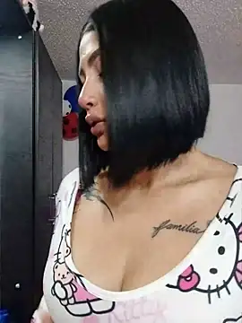 Snapshot of Kylie_brazt chatting on July 14, 1:41 am Kylie brazt online show from July 14, 1:41 am
