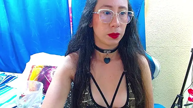 Snapshot of Gia_leinn chatting on June 9, 3:23 pm Gia leinn online show from June 9, 3:23 pm