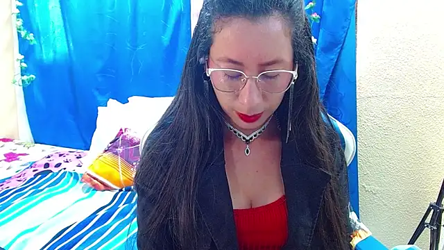 Snapshot of Gia_leinn chatting on June 16, 3:36 pm Gia leinn online show from June 16, 3:36 pm