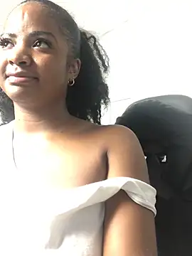 ValerieBlakee online show from December 5, 12:19 am