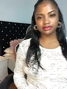 ValerieBlakee online show from February 10, 9:41 pm