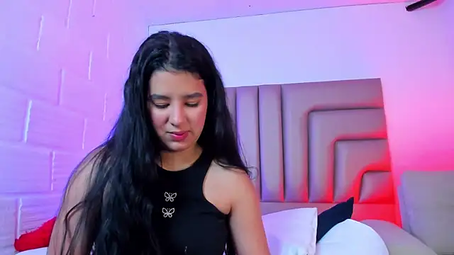 Snapshot of BonnieeAndClyde chatting on September 20, 10:00 pm BonnieeAndClyde online show from September 20, 10:00 pm