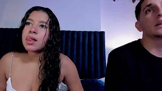 Snapshot of BonnieeAndClyde chatting on October 24, 8:38 pm BonnieeAndClyde online show from October 24, 8:38 pm