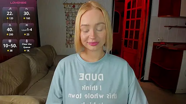 cutee selena online show from March 7, 10:54 pm