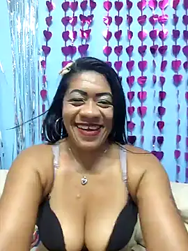 Tocameamor online show from March 3, 9:59 pm