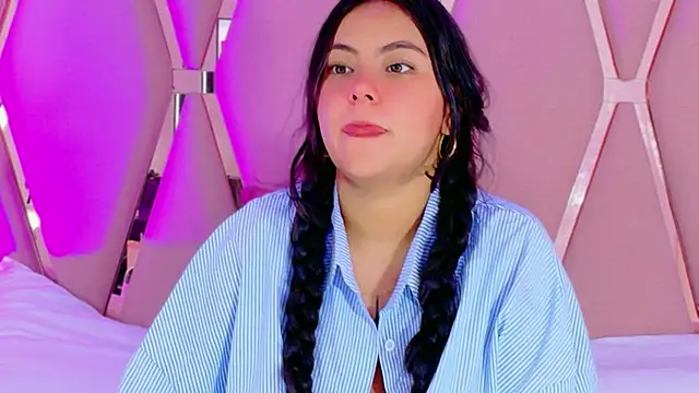 Emily Black1 online show from May 16, 12:18 am