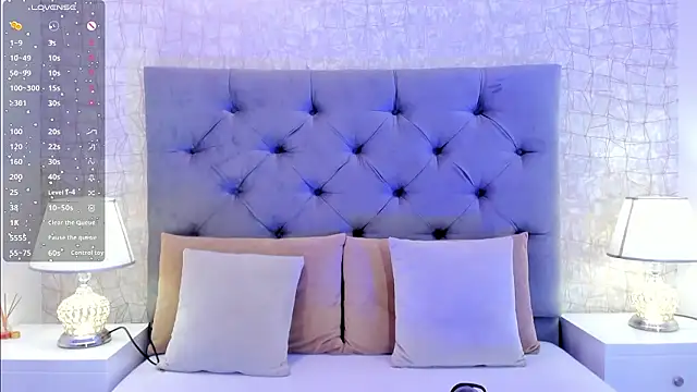 Snapshot of goth_tasha chatting on March 19, 7:29 pm goth tasha online show from March 19, 7:29 pm