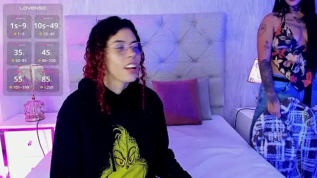 Snapshot of goth_tasha chatting on March 21, 12:10 pm goth tasha online show from March 21, 12:10 pm