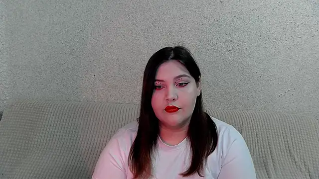 rachelwild online show from September 22, 8:05 am