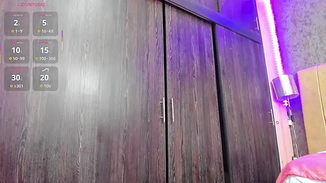 Snapshot of ava-am chatting on September 13, 3:50 am ava-am online show from September 13, 3:50 am