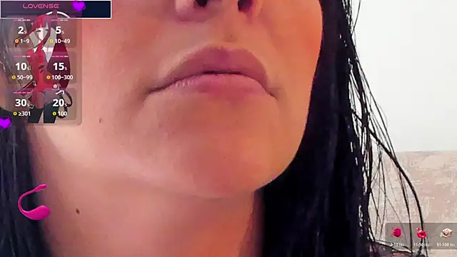 isabellarous- online show from July 26, 7:21 pm