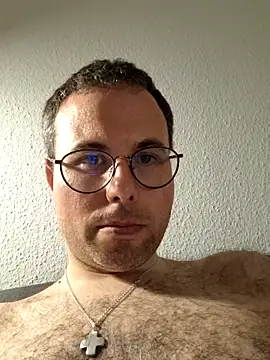 Simonudist online show from April 12, 7:19 pm