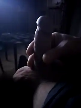 Snapshot of Davestco31 chatting on March 3, 6:55 pm Davestco31 online show from March 3, 6:55 pm