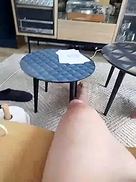 Snapshot of Davestco31 chatting on October 19, 12:39 pm Davestco31 online show from October 19, 12:39 pm