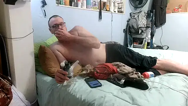 Snapshot of PornStro921 chatting on September 16, 3:51 am PornStro921 online show from September 16, 3:51 am